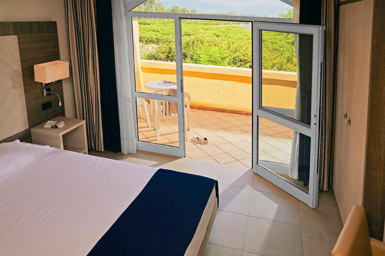Tui Magic Life Calabria Hotel Pizzo  Exterior foto